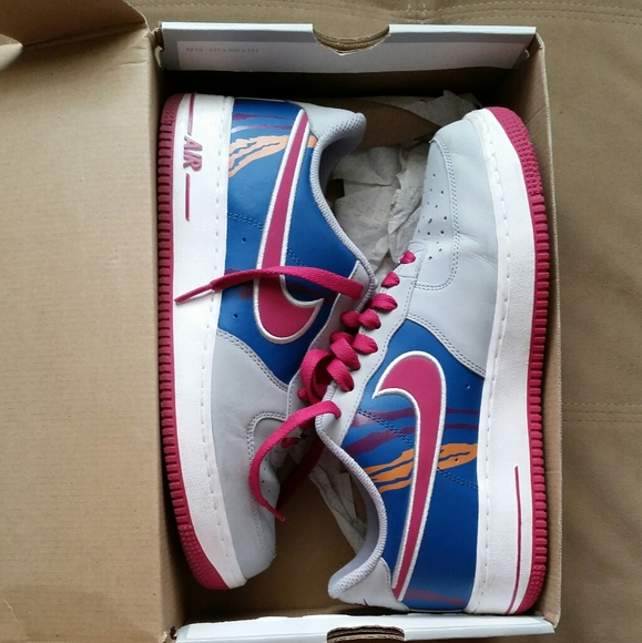 Nike Air Force 1s - Picture 3 of 4